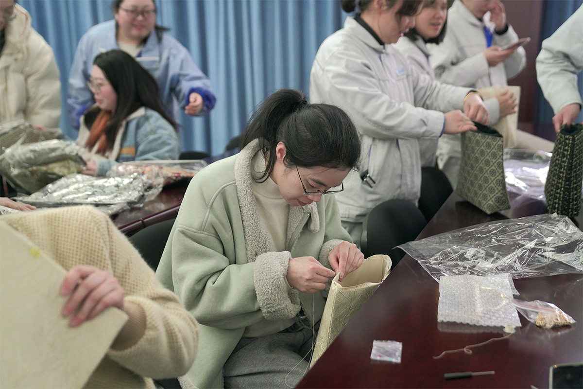 愿你的笑容如春花般绽放——bm11222宝马娱乐网站制药2025年三八妇女节系列运动-bm11222宝马娱乐网站-新闻动态